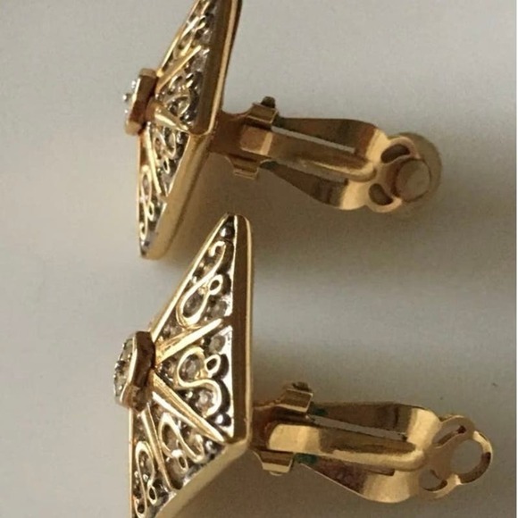 Swarovski Vintage Swan Square Gold Tone Rhinestone Clip On Earrings - Picture 6 of 16